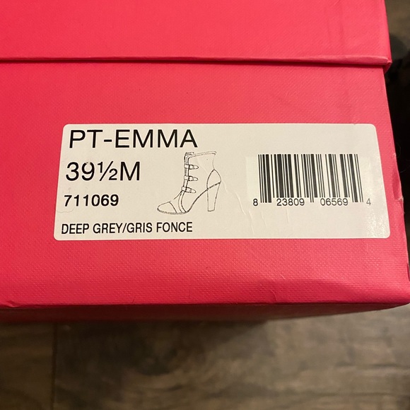 Leather Ankle Boots with Buckles - Grey - Picture 4 of 7